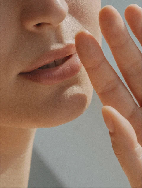 Innovative Sensitive Skin Oil-To-Milk Cleanser